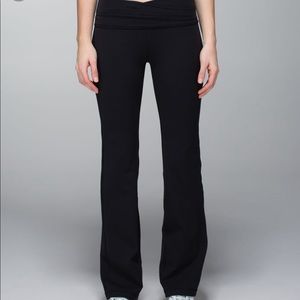 Lululemon Astro pant in black - worn once